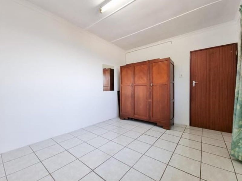 Ideal for a Couple or Single Person - Photo 6