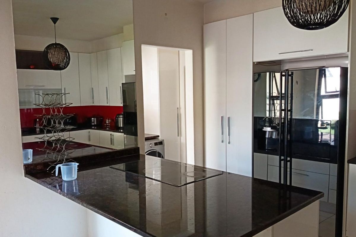 3 Bedroom House for Sale in Glen Erasmia - Photo 3