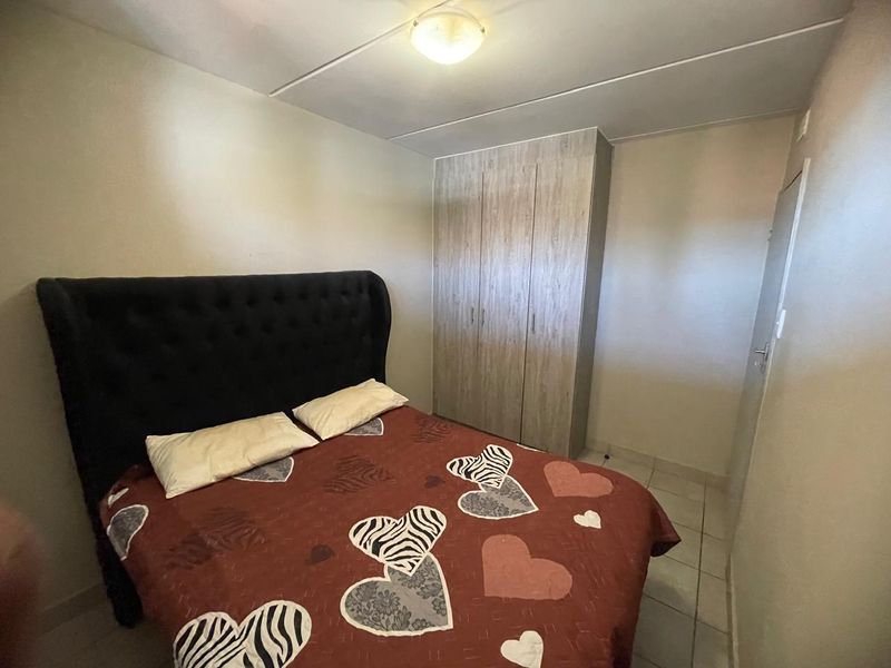 Book a viewing with me today! - Photo 8