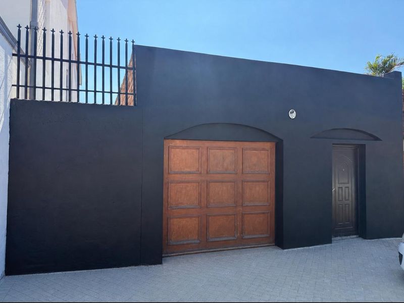 SPACIOUS FAMILY HOME FOR SALE IN CENTRAL NIRVANA!!! - Photo 3