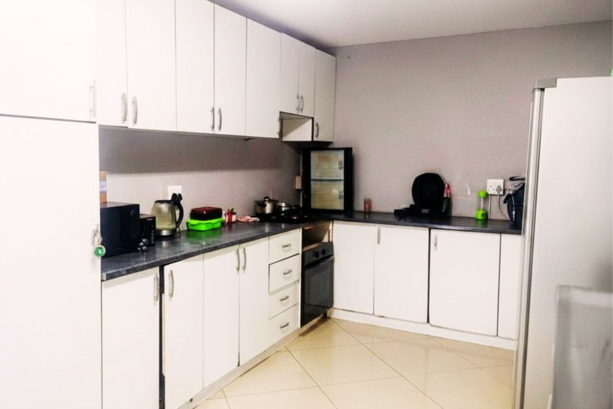 Spacious Family Home with Endless Potential - Photo 4