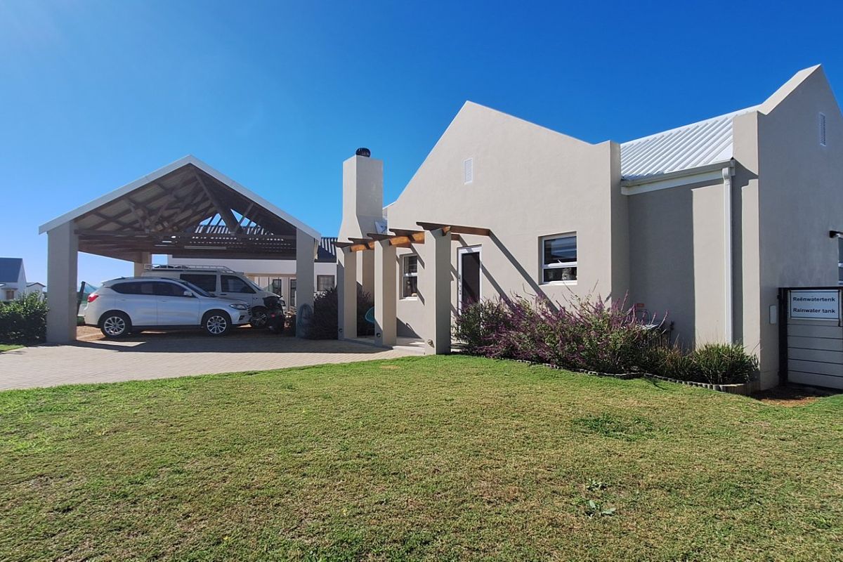 3 bed Super-Stylish Country-Cottage at the Sea-Side! - Photo 3