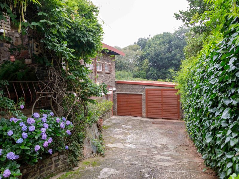 Spacious 3 Bedroom Home in Horison - Photo 2