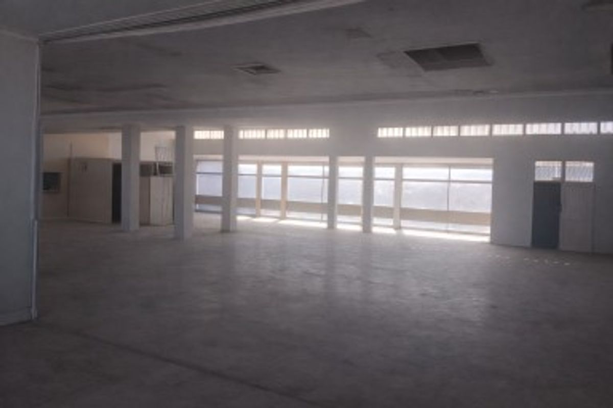 Prime Retail Opportunity in Greyville – 900 sqm High Visibility Space - Photo 3