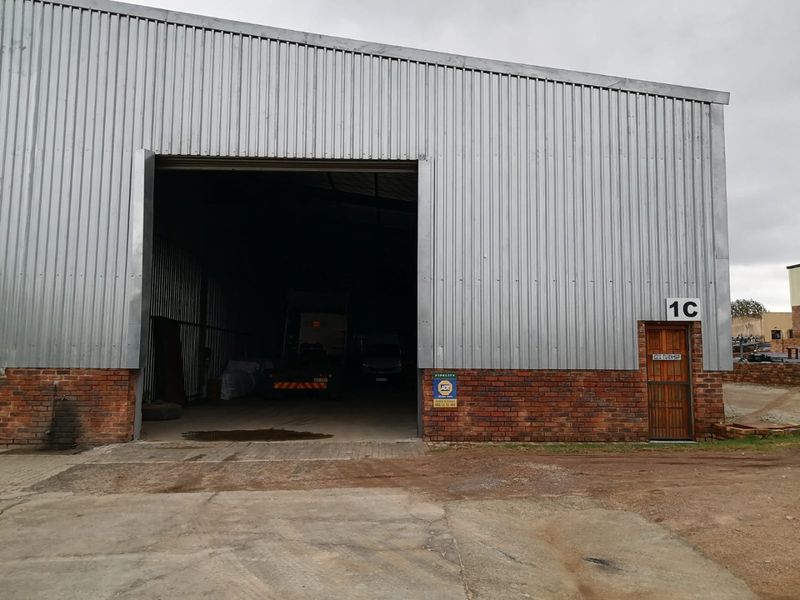 500 SQUARE METERS INDUSTRIAL BUSINESS PROPERTY FOR RENTAL - Photo 10