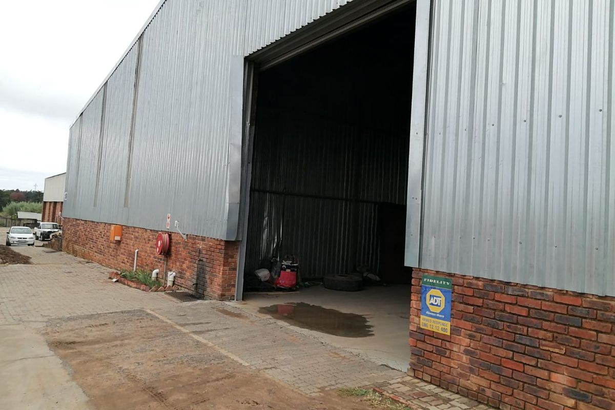 500 SQUARE METERS INDUSTRIAL BUSINESS PROPERTY FOR RENTAL - Photo 4