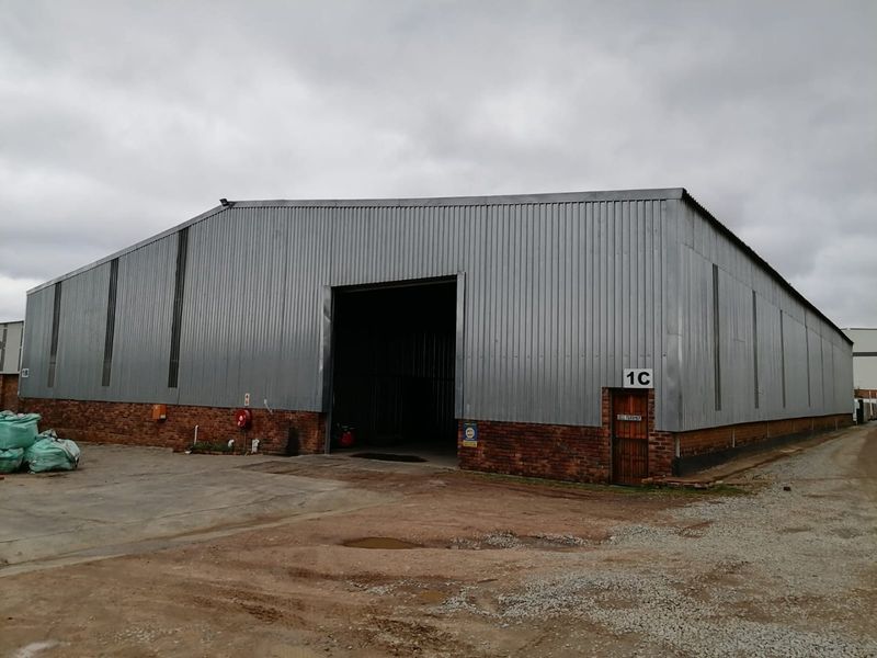 500 SQUARE METERS INDUSTRIAL BUSINESS PROPERTY FOR RENTAL - Photo 2