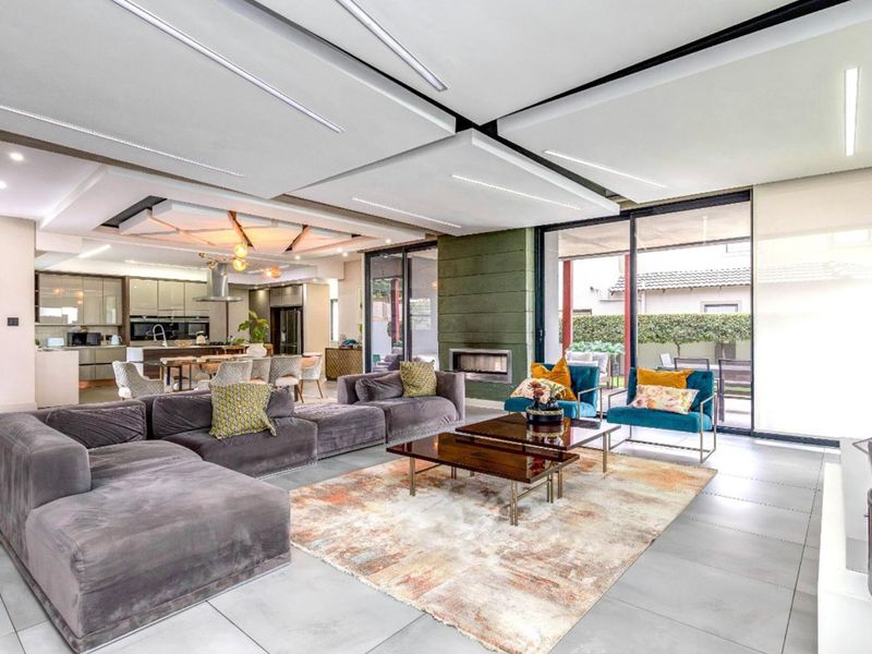 5 Bedroom House for Sale in in Cedar Creek Estate - Photo 6