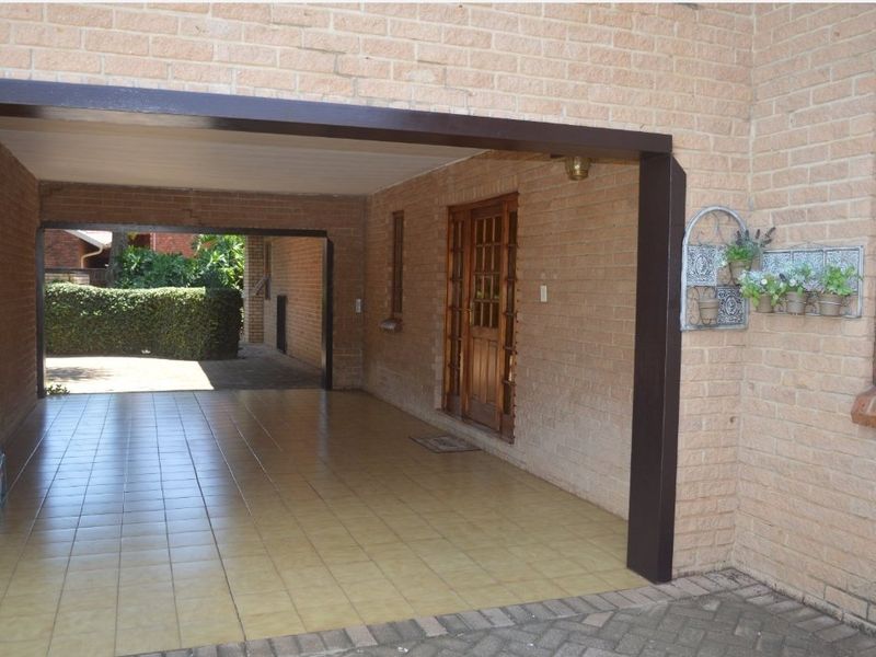 Sole and Exclusive mandate....EXCLUSIVE ADDRESS. UNMATCHED SECURITY. EXPANSIVE LIVING IN ONE OF WILKOPPIES’ FINEST STREETS. - Photo 8