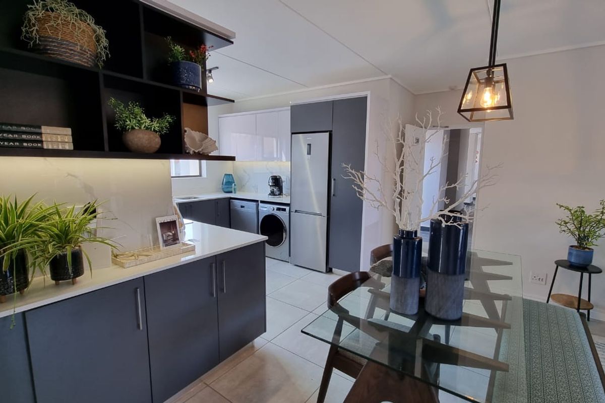 Estate Living at its Best  - Photo 4