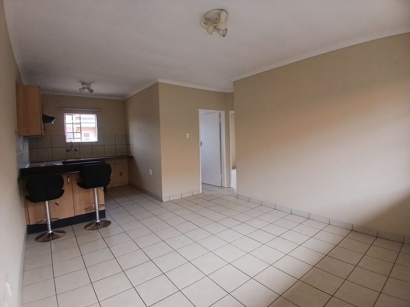 Your Dream Starter Home Awaits! - Photo 4