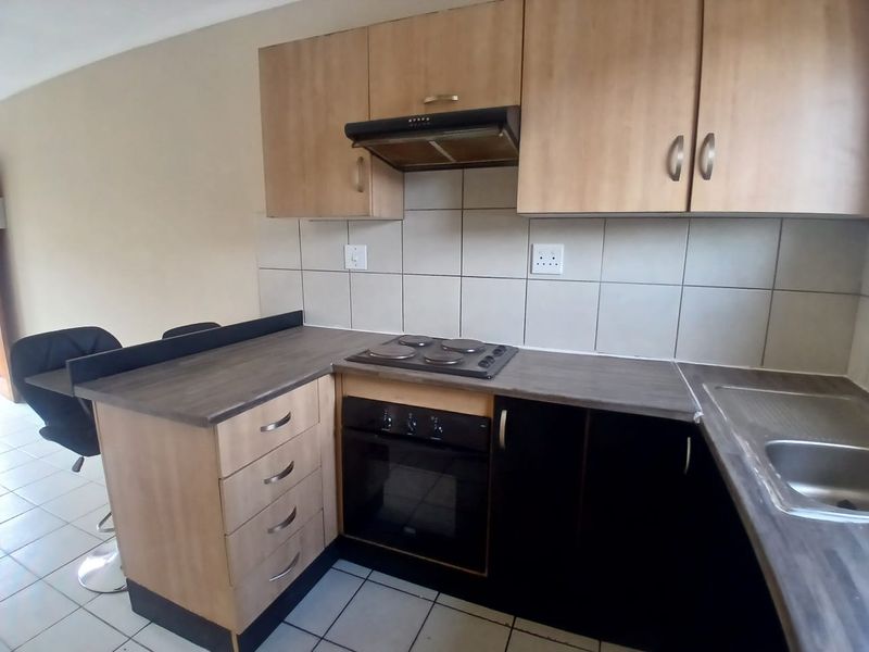 Your Dream Starter Home Awaits! - Photo 3