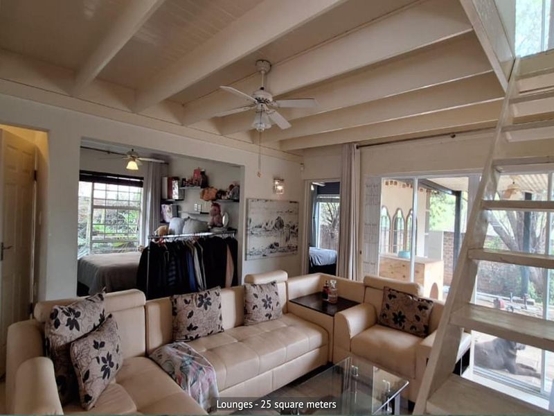 2 Bedroom Townhouse for Sale in Broadacres - Photo 6