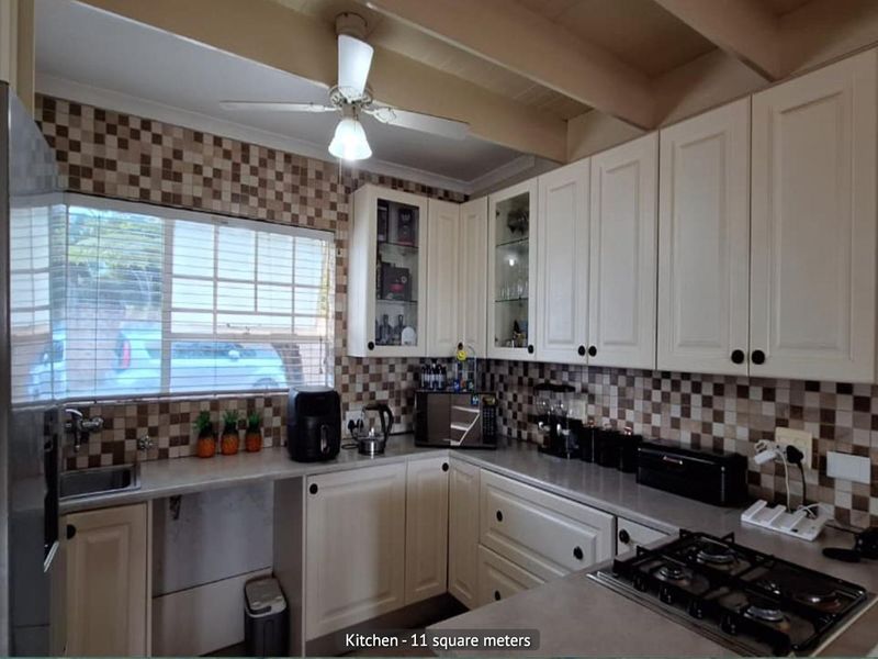 2 Bedroom Townhouse for Sale in Broadacres - Photo 2