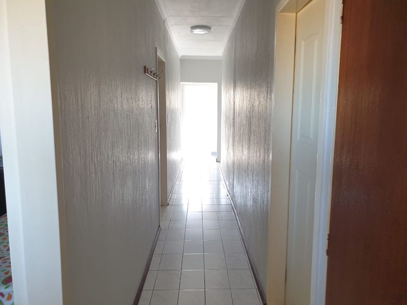 Rental Home in Esther Park - Photo 5