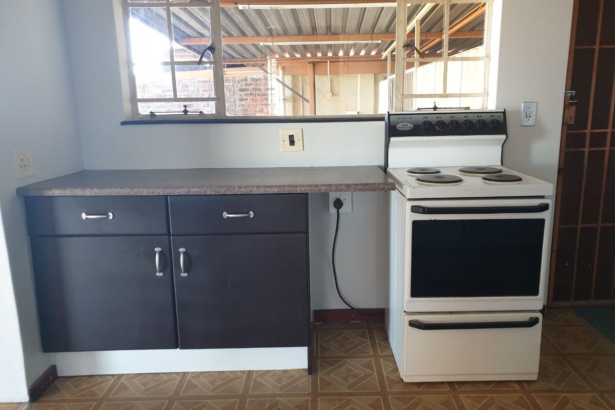 Rental Home in Esther Park - Photo 3