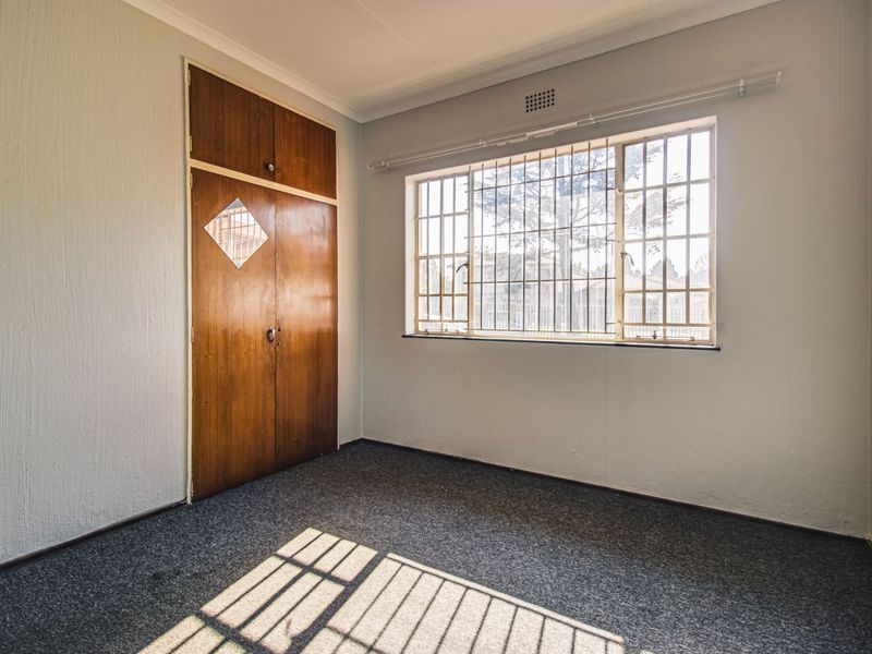 Rental Home in Esther Park - Photo 10