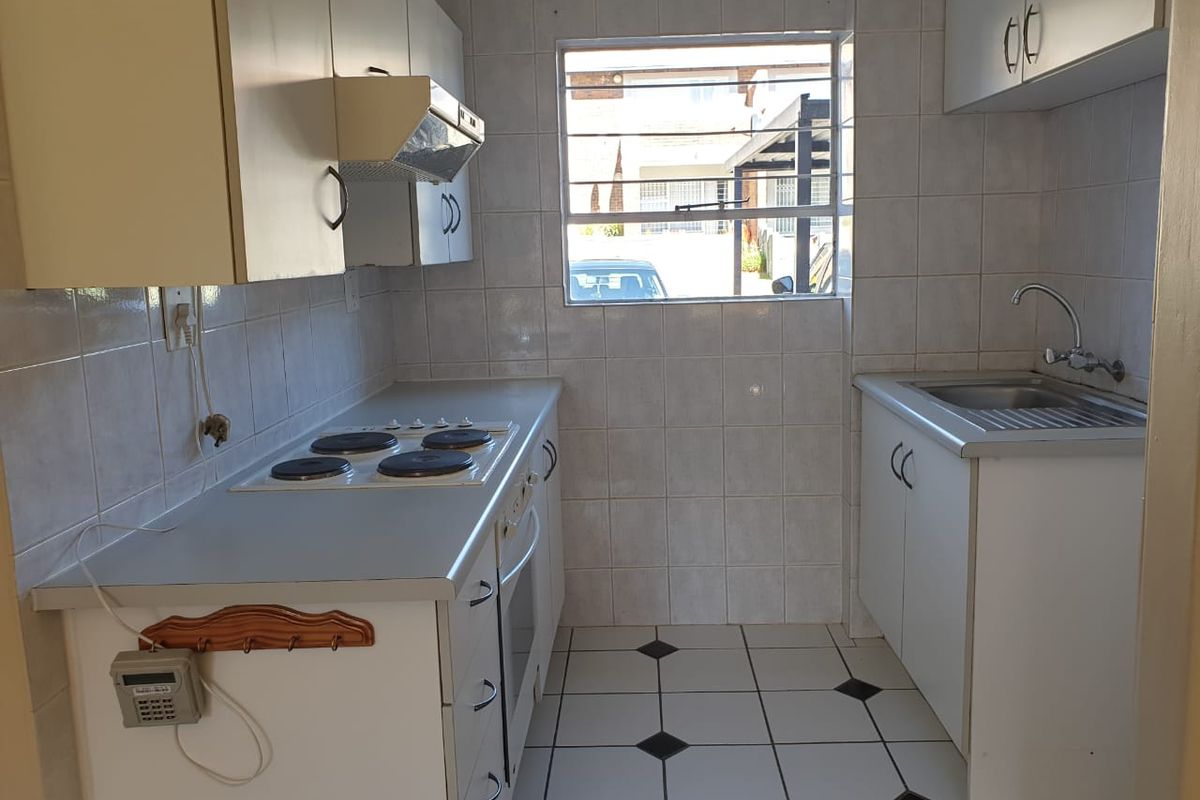 Fantastic investment or home for a fist time buyer! - Photo 5