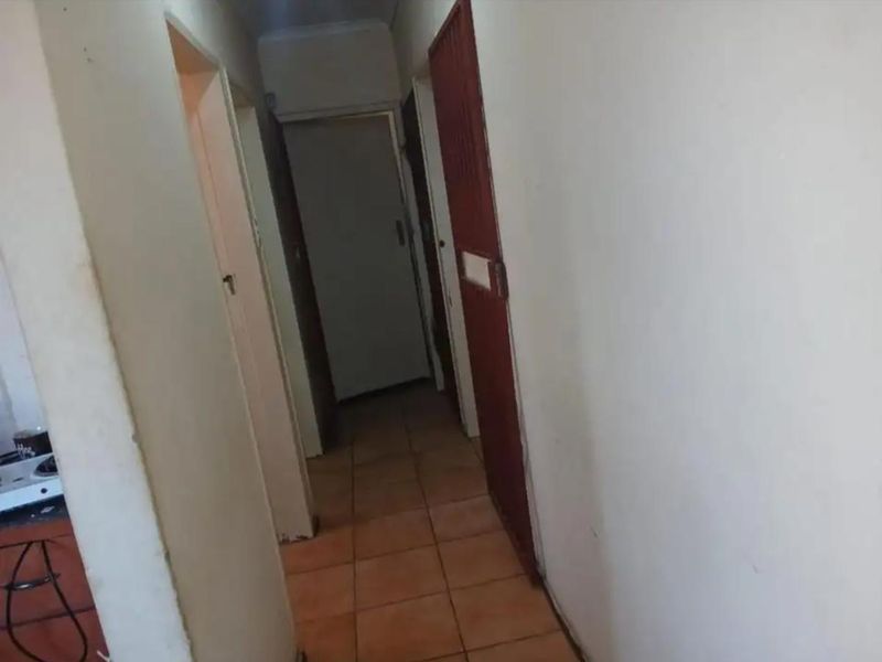 A property suited for home and student accommodation in Ivy Park – Close to Schools & Shops - Photo 10