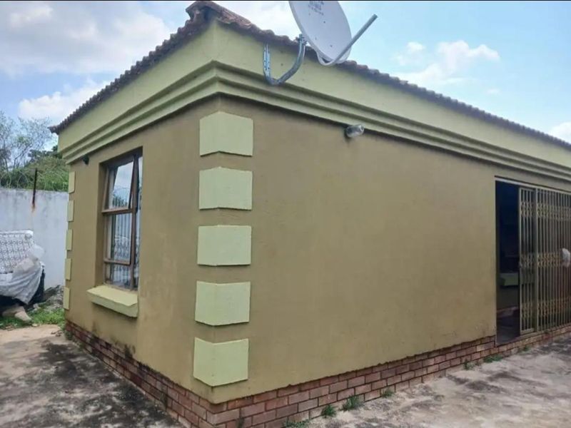 A property suited for home and student accommodation in Ivy Park – Close to Schools & Shops - Photo 4
