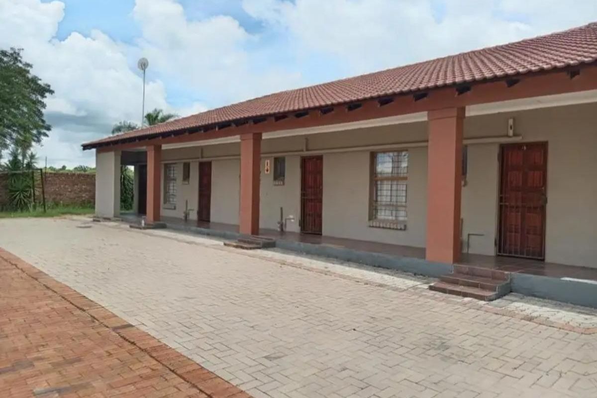 Investment Opportunity in Doorbuilt – Plots | Lodge, Conference & Accredited Student Accommodation - Photo 5