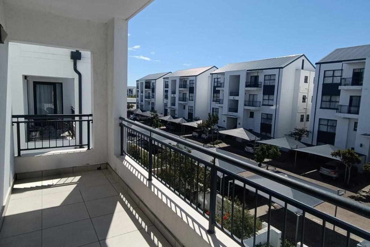 One Bedroom apartment in the Sandowm Estate - Photo 2