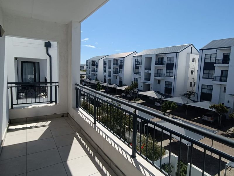 One Bedroom apartment in the Sandowm Estate - Photo 2