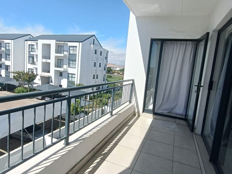 One Bedroom apartment in the Sandowm Estate - Photo 10