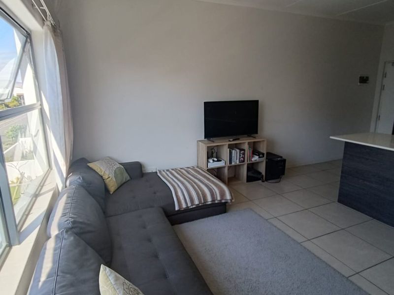 One Bedroom apartment in the Sandowm Estate - Photo 7