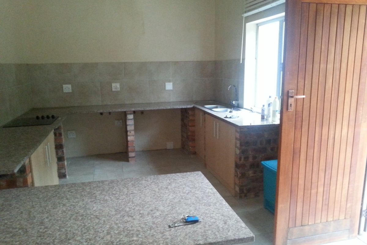 Studio apartment in Table View - Photo 5