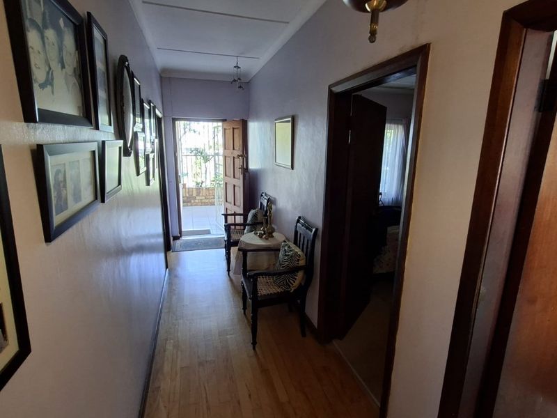 Family home in the heart of Clamhall - Photo 8