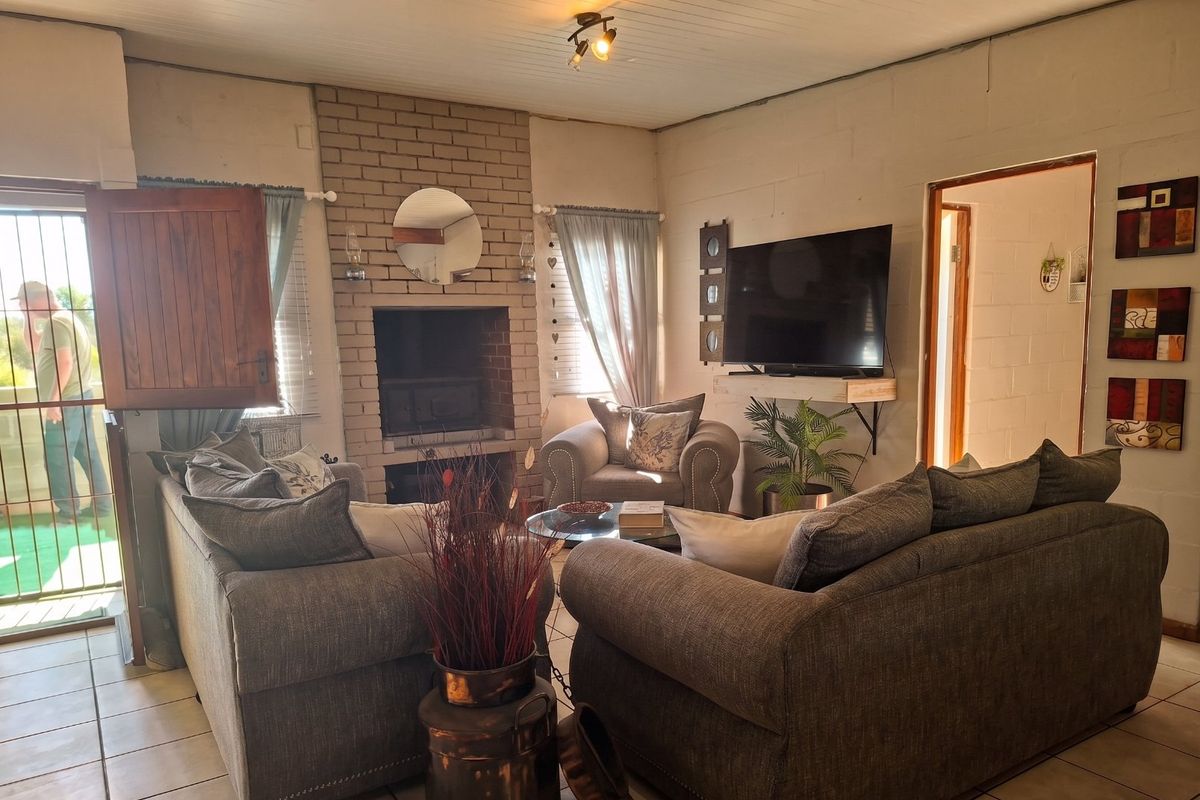 Off-the-Grid 3 Bedroom Home on a 2ha Smallholding - Photo 3