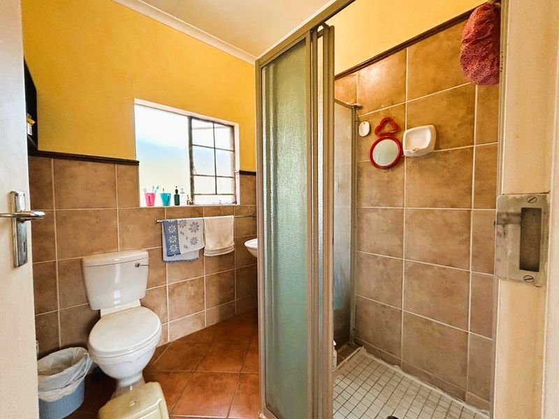 3 Bedroom 2 Bathroom apartment in Eco Park - Photo 5