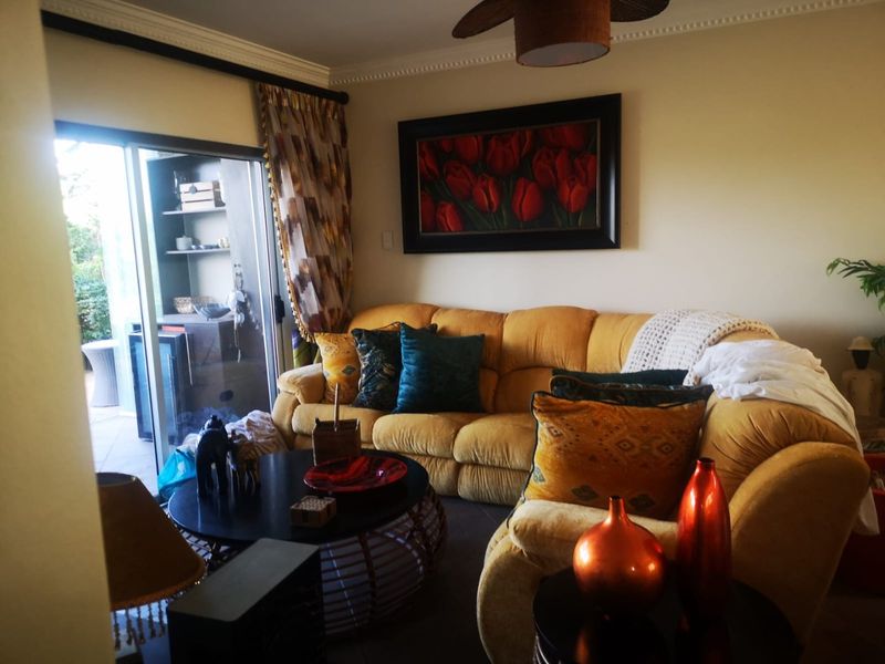 SIMPLY STUNNING!  - Photo 5