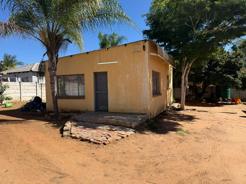 INVESTMENT GEM WITH ENDLESS POTENTIAL IN OLD IVY PARK!!! - Photo 4