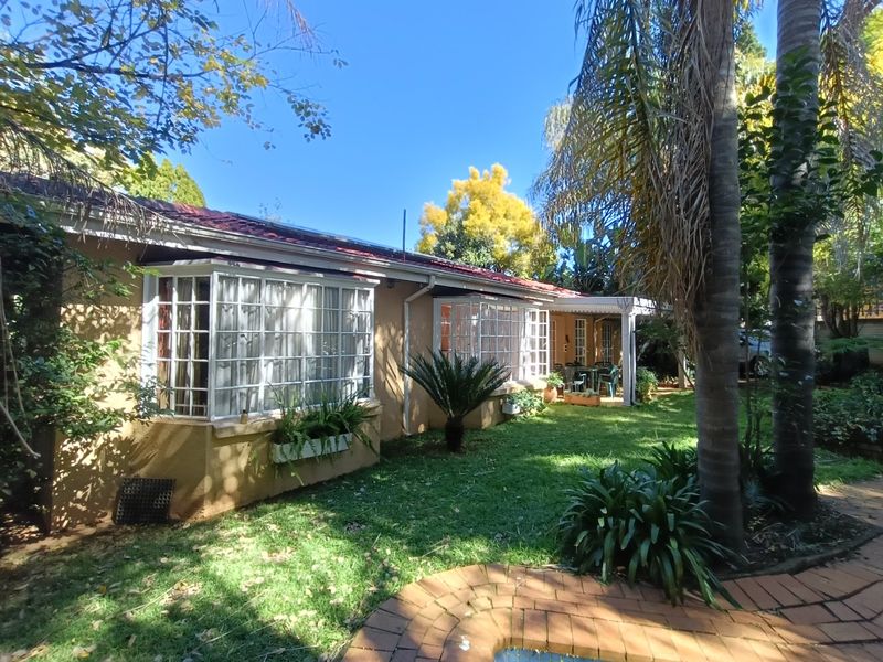 Lovely 3 Bedroom Home for Sale in Kempton Park - Photo 10
