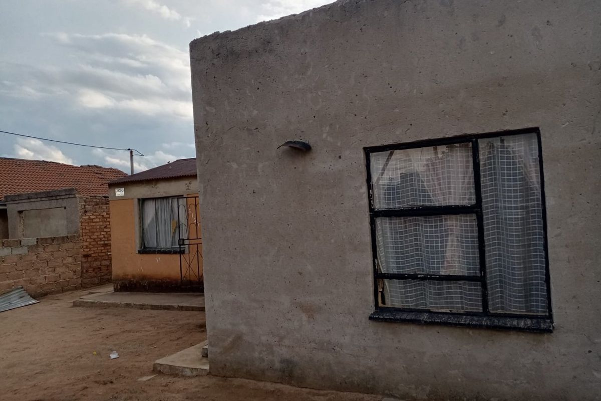 House available for sale!!  - Photo 3