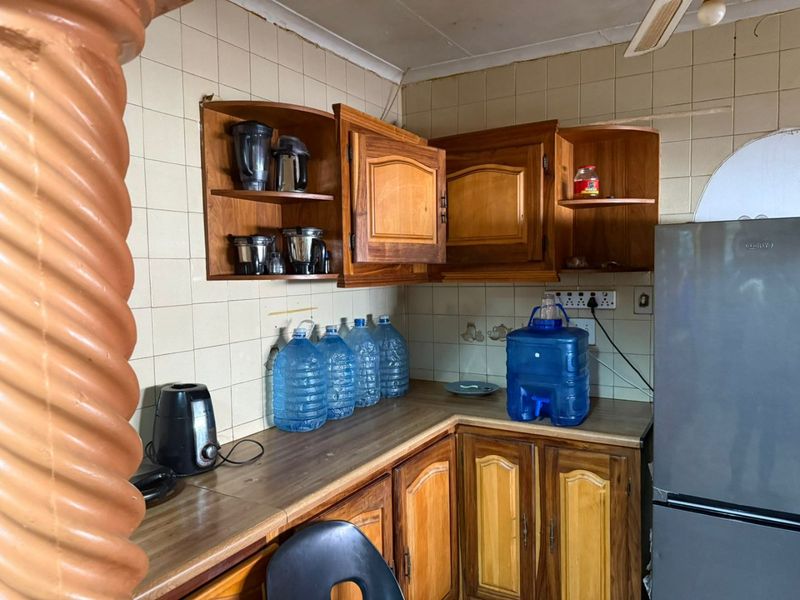 SOLE MANDATE | PRIME DUAL-LIVING & INCOME-GENERATING PROPERTY !!! - Photo 6