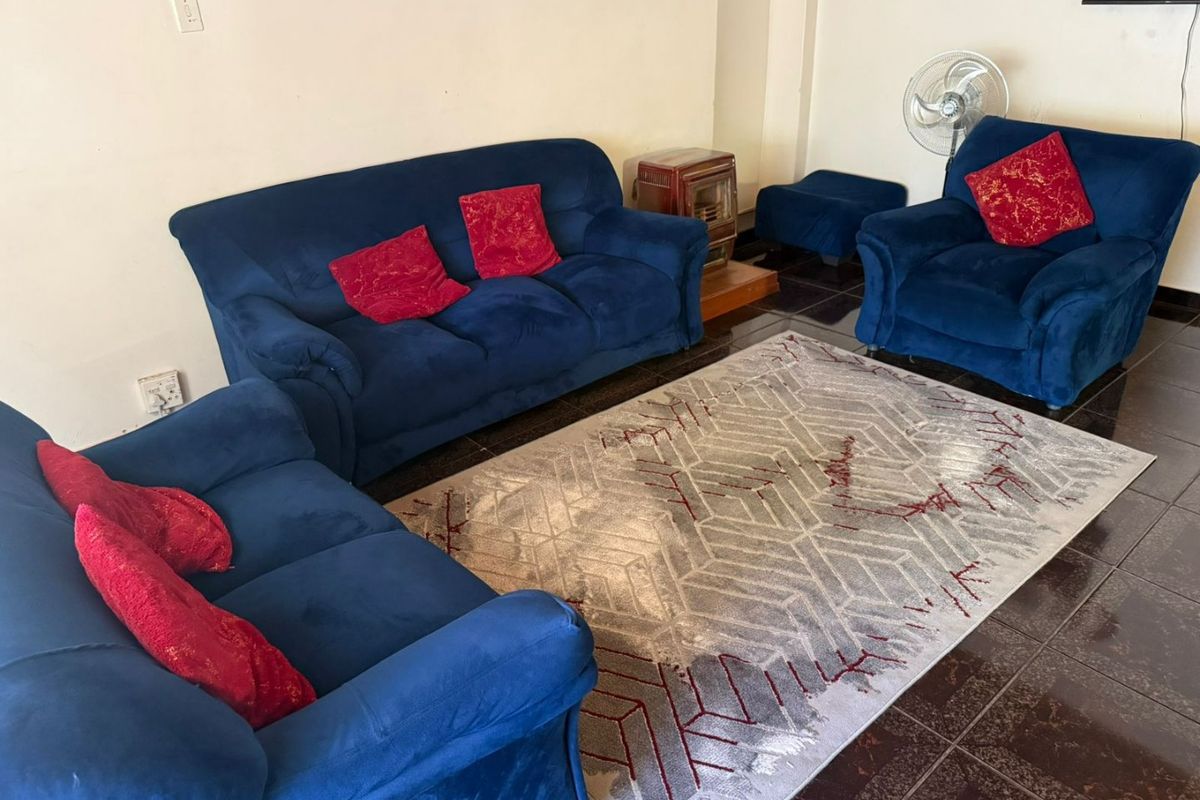 SOLE MANDATE | PRIME DUAL-LIVING & INCOME-GENERATING PROPERTY !!! - Photo 3