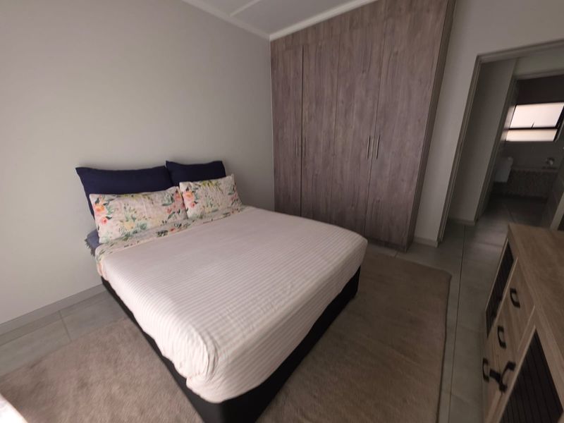 TWO BEDROOM ONE FULL BATHROOM GROUND FLOOR UNIT TO LET IN GLEN MARAIS  - Photo 8