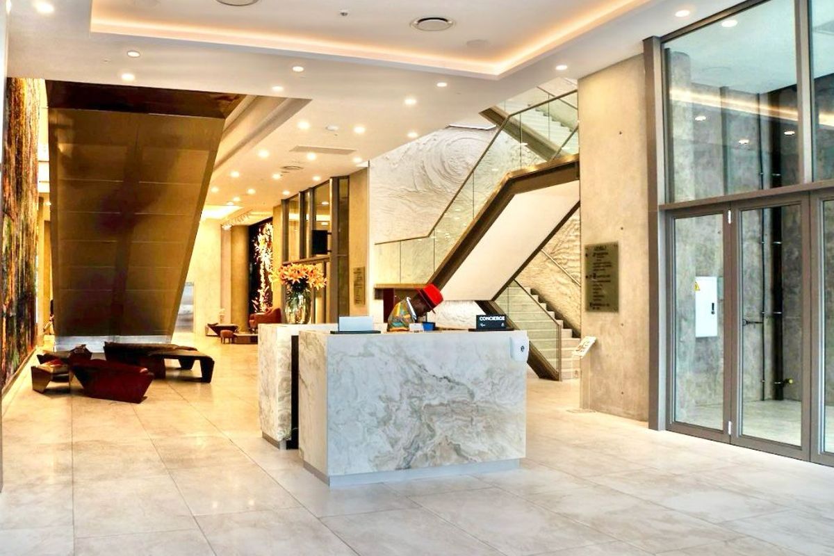 The Pinnacle of Luxury Living - Photo 4