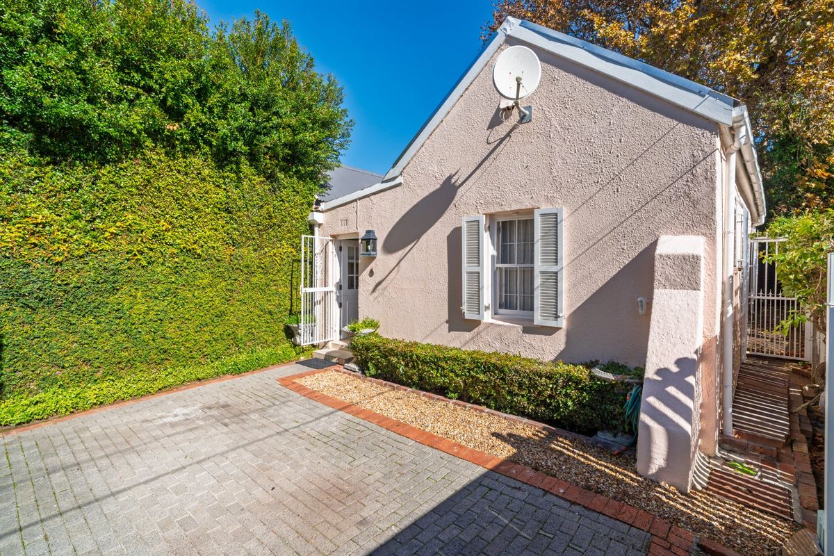 Wayside Cottage | Chelsea Village | Wynberg Upper - Photo 2
