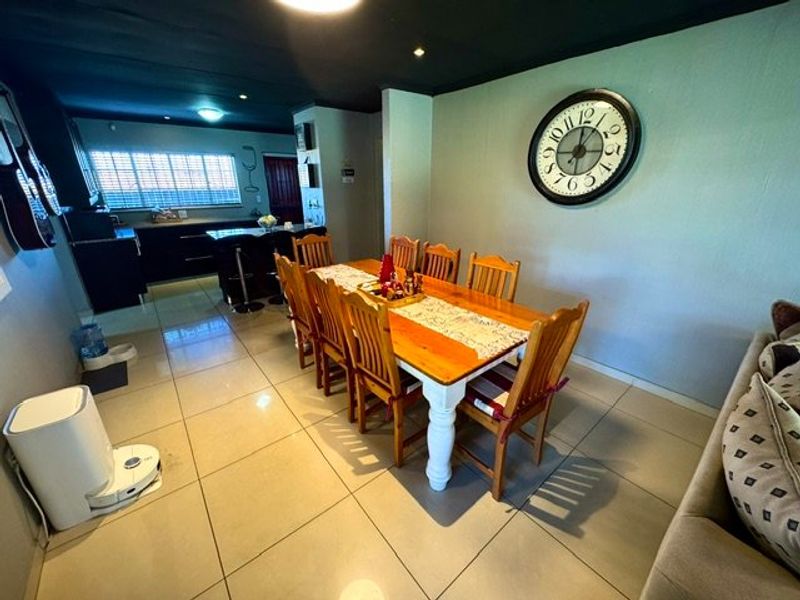 FOR SALE | PRIME FAMILY HOME IN SUNWARD PARK - Photo 8