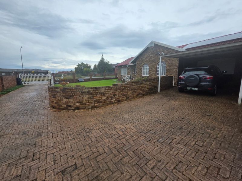 LARGE DUET FOR SALE IN PARYS - Photo 1