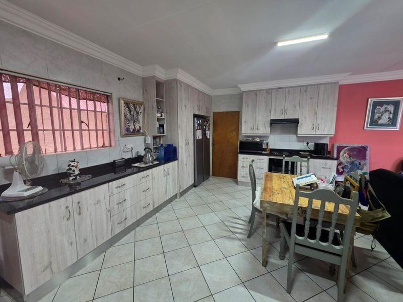 LARGE DUET FOR SALE IN PARYS - Photo 9