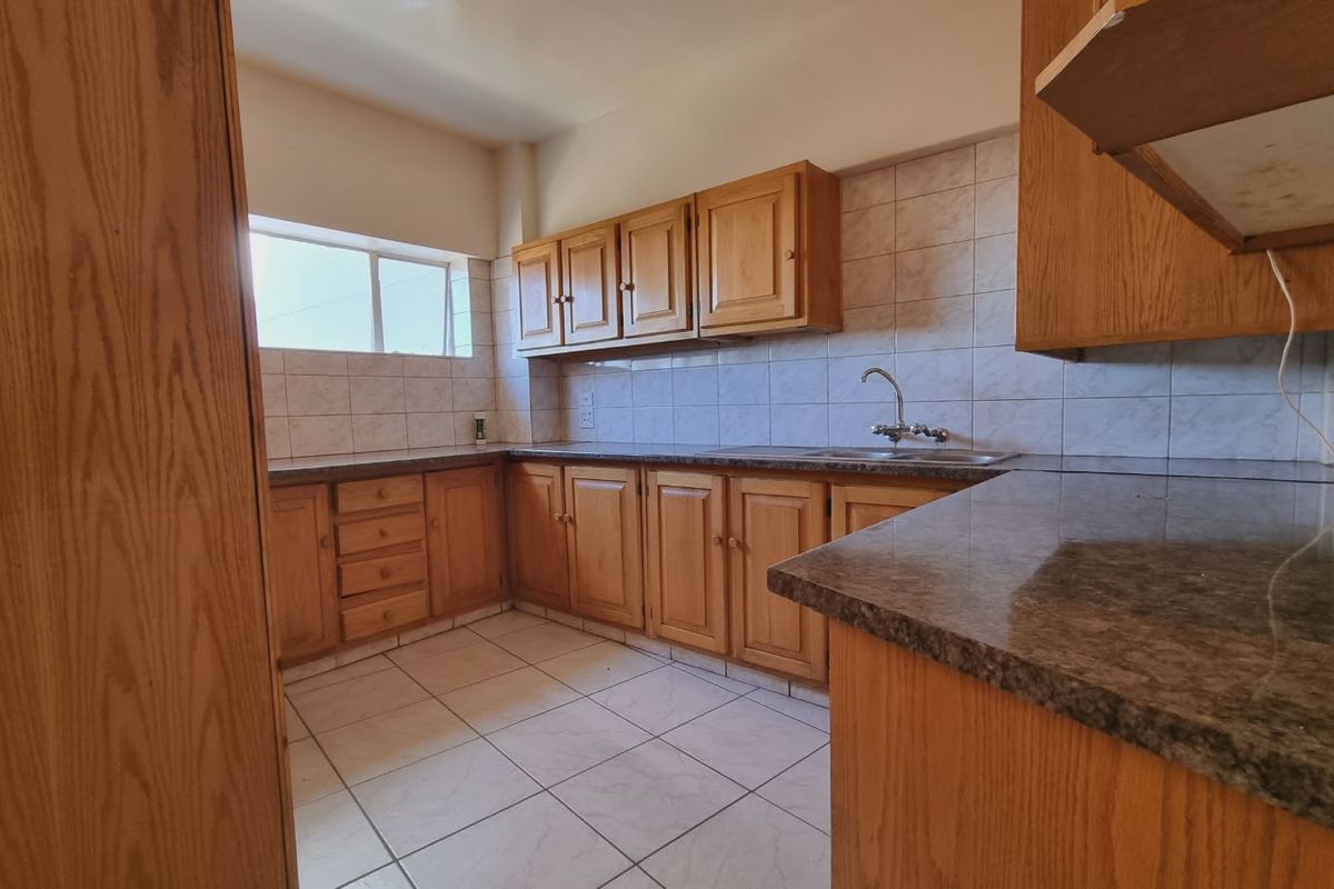 2 Bedroom Apartment To Let - Photo 4