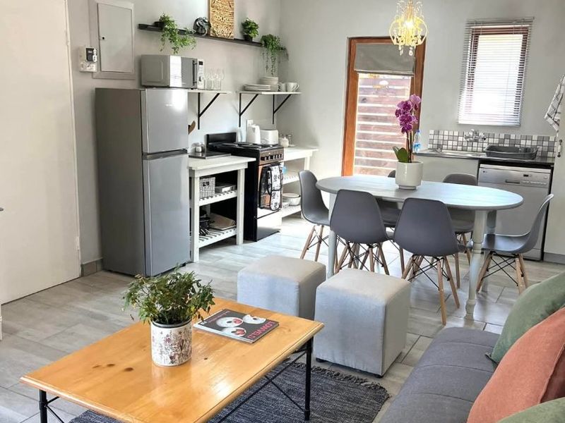 Family Home For Rent - Photo 1