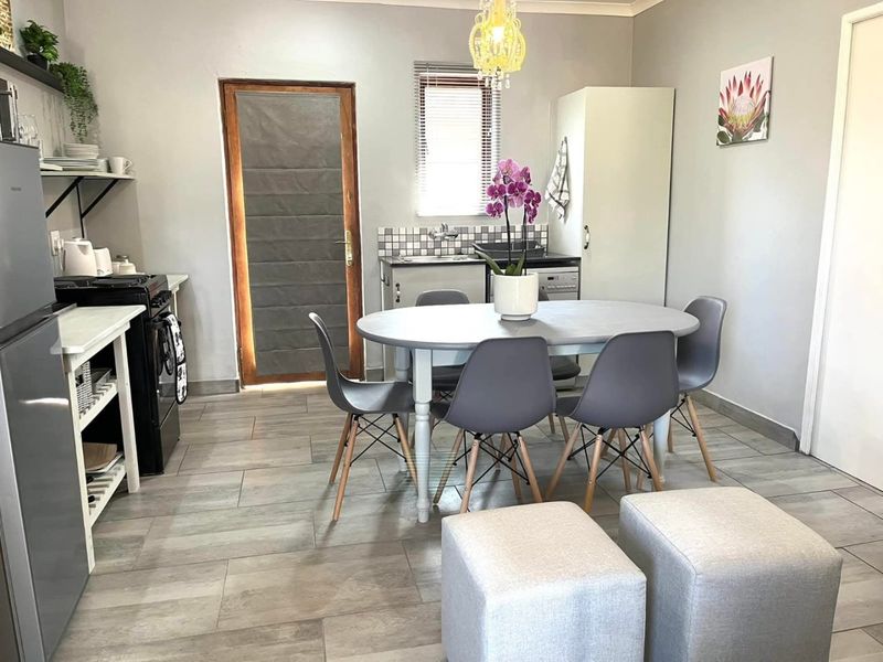 Family Home For Rent - Photo 2