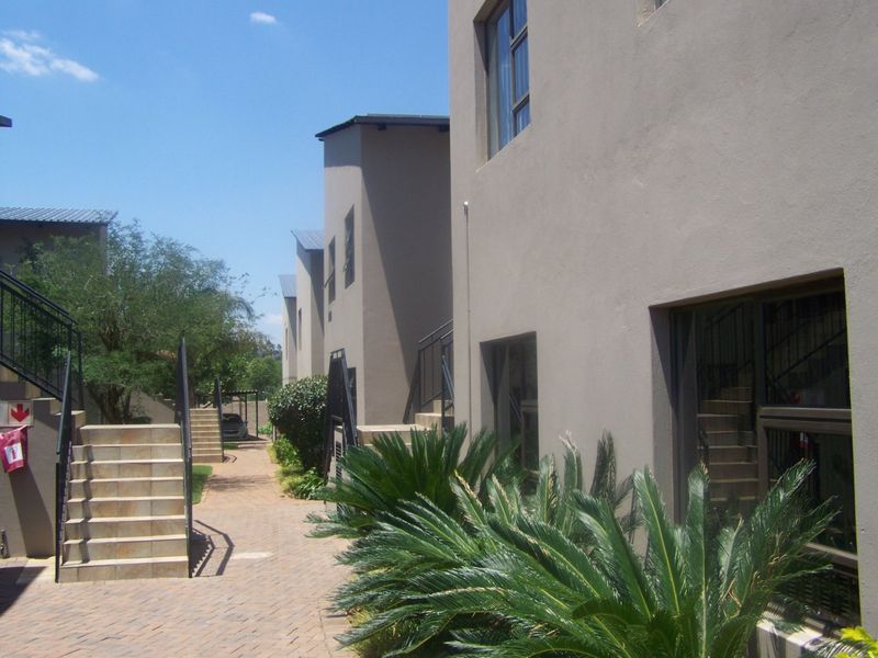 2-Bedroom Apartment for Sale in Gateway Manor – Excellent Value! - Photo 5