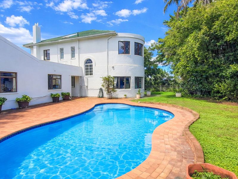 Generous Spaces, Central Convenience, Family Ready Home Awaits in Gonubie (By the Sea) - Photo 4
